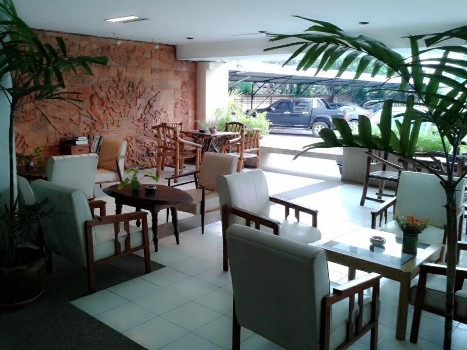 M In Korat Service Apartment Nakhonratchasima Εξωτερικό φωτογραφία